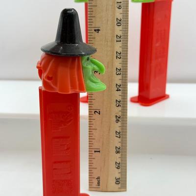 LOT 123: Vintage Halloween Pez Dispensers