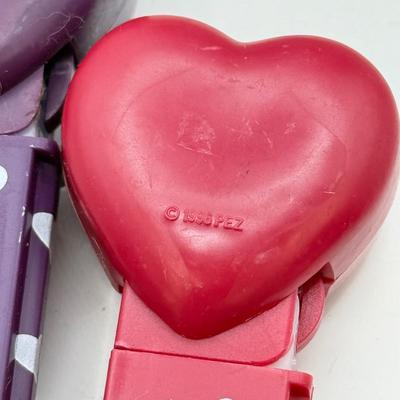 LOT 124: 1990s Valentine's Day Heart Pez Dispensers
