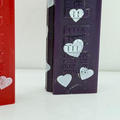 LOT 124: 1990s Valentine's Day Heart Pez Dispensers