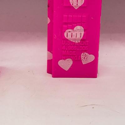 LOT 124: 1990s Valentine's Day Heart Pez Dispensers