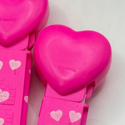 LOT 124: 1990s Valentine's Day Heart Pez Dispensers