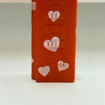 LOT 124: 1990s Valentine's Day Heart Pez Dispensers