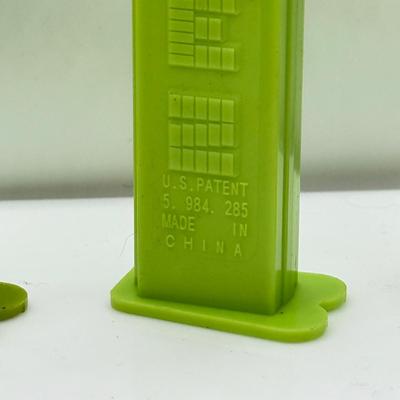 LOT 125: Disney Pez Dispensers: Fairies, Daisy, Minnie & Aurora