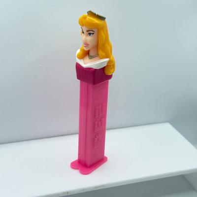 LOT 125: Disney Pez Dispensers: Fairies, Daisy, Minnie & Aurora