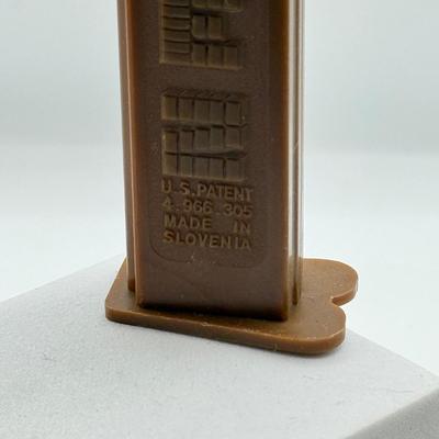 LOT 126: Star Wars Pez Dispensers