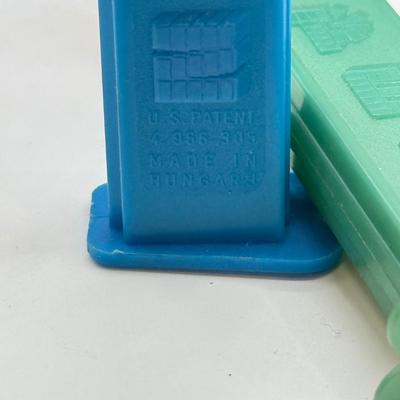 LOT 129: Springtime Pez Dispensars