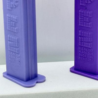 LOT 129: Springtime Pez Dispensars