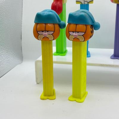 LOT 133: Pez Dispensers: Garfield, Spongebob & Shrek