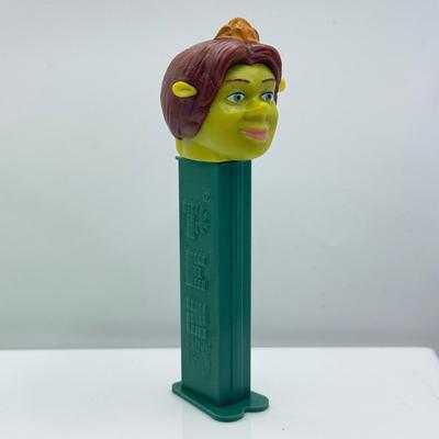 LOT 133: Pez Dispensers: Garfield, Spongebob & Shrek