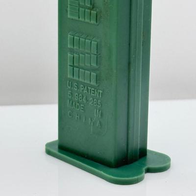 LOT 133: Pez Dispensers: Garfield, Spongebob & Shrek