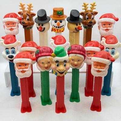 LOT 134: Christmas Holiday Pez Dispensers