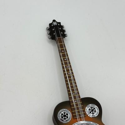 LOT 140: 2011 Hallmark Keepsake Magic Guitar Ornament in Box: Rockin' Around the Christmas Tree