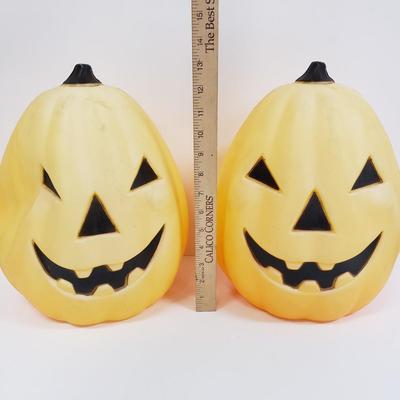 LOT 143: Vintage Beistle Jointed Jack o lantern & Pair of Blowmolds