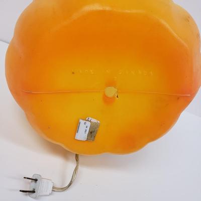 LOT 143: Vintage Beistle Jointed Jack o lantern & Pair of Blowmolds