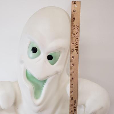 LOT 146: 36" General Foam Blowmold Ghost