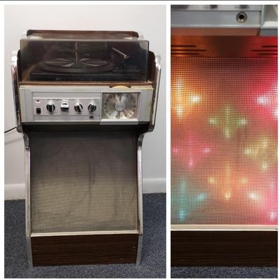 LOT 148: Morse Electrophonic Record Player Stereo with Disco Lights
