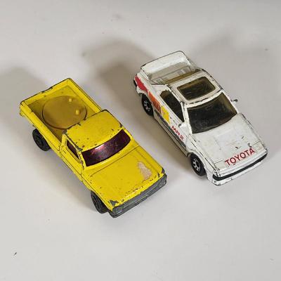 LOT 159: Vintage Lot of Six Matchbox Toy Cars and Matchbox Toy Car Carrying Case