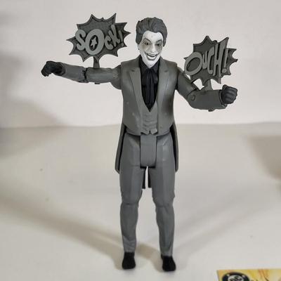 LOT 162: Marvel and DC Lot of Collectibles Including Comic Books, Trading Cards and More