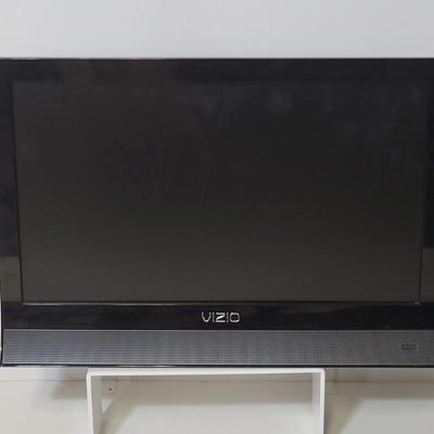 LOT 164: Lot of Three Screens, Two Monitors by Dell and AOC and Vizio TV