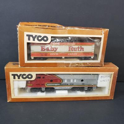 LOT 189: Vintage Tyco Trains & Tracks; Some Original Boxes, Some Need Repair