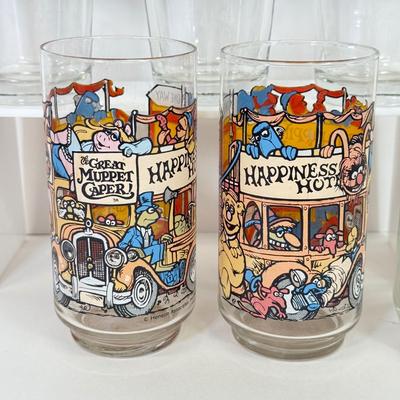 LOT 201: Collectible Glasses: Bud Nascar, Norman Rockwell, Niagara Falls, Shrek the Third & The Great Muppet Caper