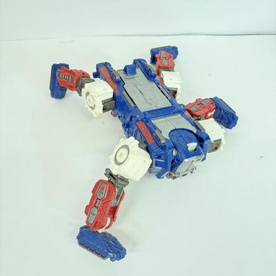 LOT 205: Mystery Scavenger Lot of Toys & Toy Parts