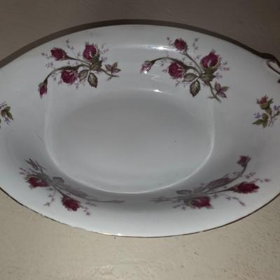 Gravy boat and platter