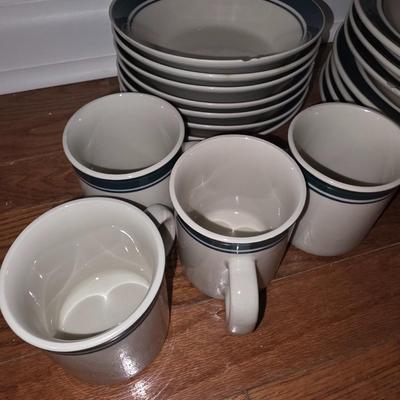 Dish set