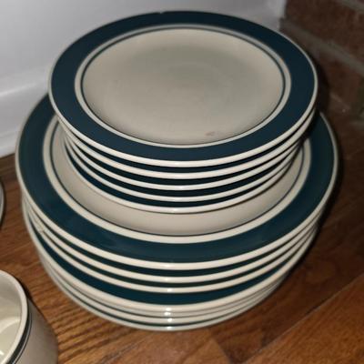 Dish set