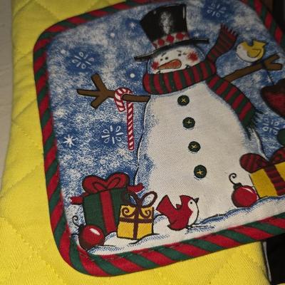 Holiday pot holders