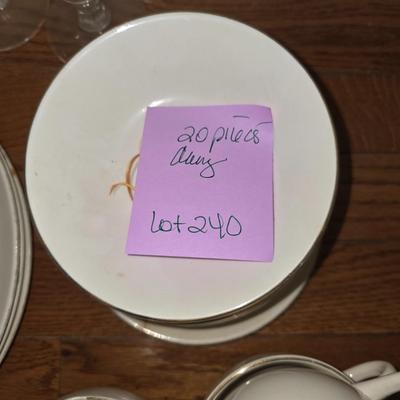 Dish set