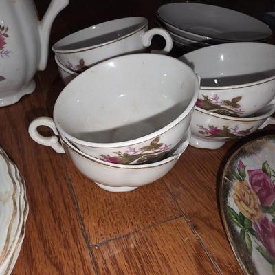Rose tea set