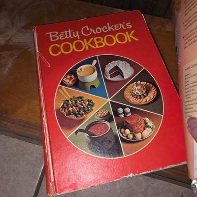 Cook book lot
