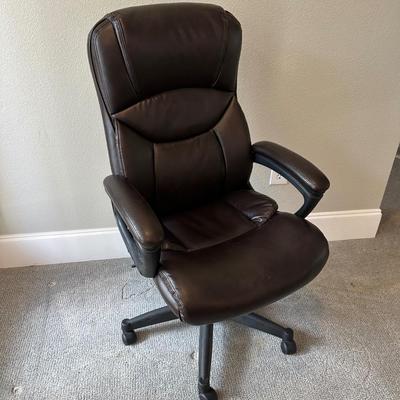 Adjustable Height Rolling Office Chair