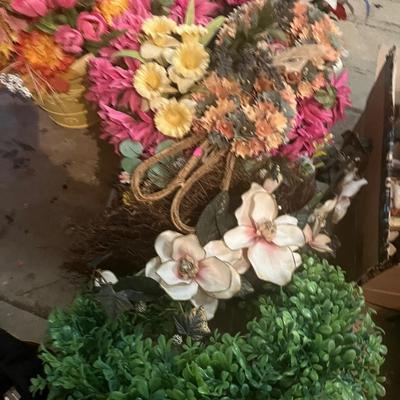 Sale Photo Thumbnail #493: Several Wreaths and flowers