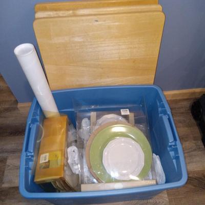 Misc in tote & TV trays