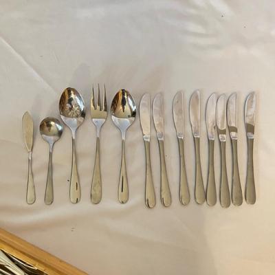 JA Henckels Chef Knives, Wood Block & 6-Person Flatware Set (K-SS)