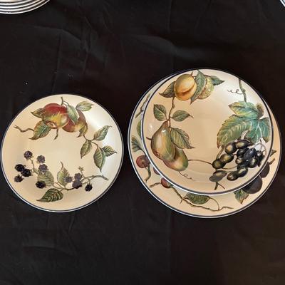 “MacIntosh” Earthenware Set by Pier1 (K-SS)