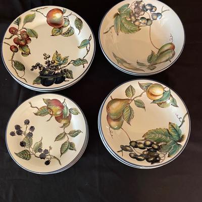 “MacIntosh” Earthenware Set by Pier1 (K-SS)