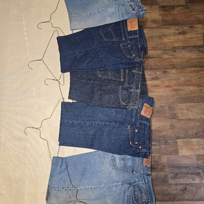 Levi jeans