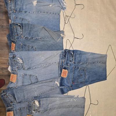 Levi jeans