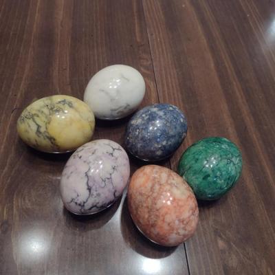 Polished Stone 'Eggs'- Six Pieces