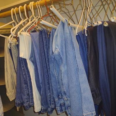 Collection of Women's Clothing and Shoes- Assorted Makers Alfred Dunner, Liz Claiborne, etc.- Size Approx 14-XL, Shoe Size 6