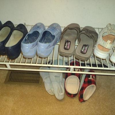 Collection of Women's Clothing and Shoes- Assorted Makers Alfred Dunner, Liz Claiborne, etc.- Size Approx 14-XL, Shoe Size 6