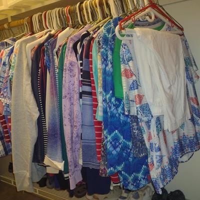 Collection of Women's Clothing and Shoes- Assorted Makers Alfred Dunner, Liz Claiborne, etc.- Size Approx 14-XL, Shoe Size 6