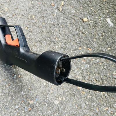Black & Decker 1.5 HP Electric Lawn Edger. / Tested