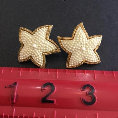 Beautiful, vintage, faux pearl starfish, earrings,