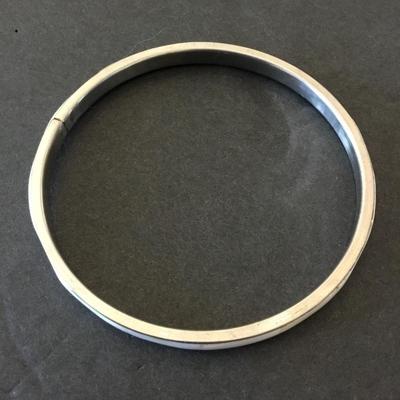 Vintage inlay shell bangle bracelet