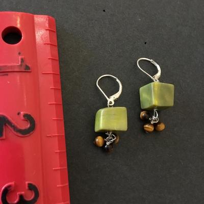 Cool vintage, green stone and tigers eye square dangle earrings