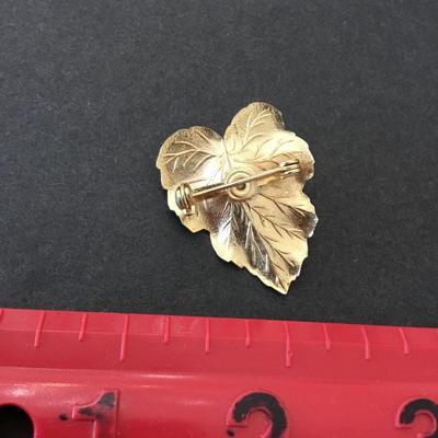 Vintage Sarah Coventry, brooch